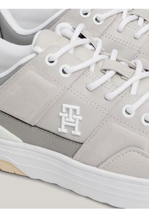 Tenis Gris De Cuero Con Mezcla De Texturas Tommy Hilfiger