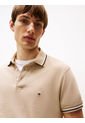 Polo Beige Ribeteado De Corte Slim Tommy Hilfiger de Tommy Hilfiger