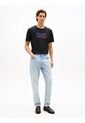 Camiseta Negra Con Logo Brand Love Estampado En El Pecho Tommy Hilfiger de Tommy Hilfiger