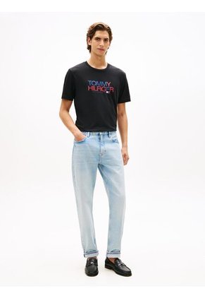 Camiseta Negra Con Logo Brand Love Estampado En El Pecho Tommy Hilfiger
