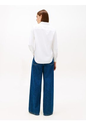 Camisa Blanca Oxford De Corte Relaxed Con Logo Tommy Hilfiger