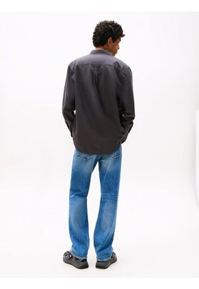 Camisa Negra Oxford Con Cuello Abotonado Tommy Jeans