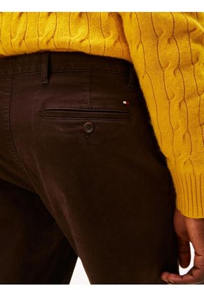 Pantalón Marrón Chino Harlem De Sarga Con Pierna Cónica Tommy Hilfiger