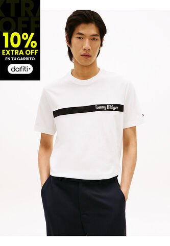 Camiseta Blanca Con Diseño De Rayas Gráfica En El Pecho Tommy Hilfiger Tommy Hilfiger