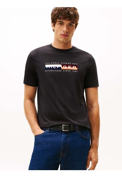 Camiseta Negra Con Logo Colorblock Estampado En El Pecho Tommy Hilfiger