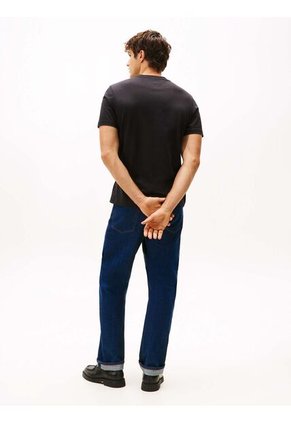 Camiseta Negra Con Logo Colorblock Estampado En El Pecho Tommy Hilfiger