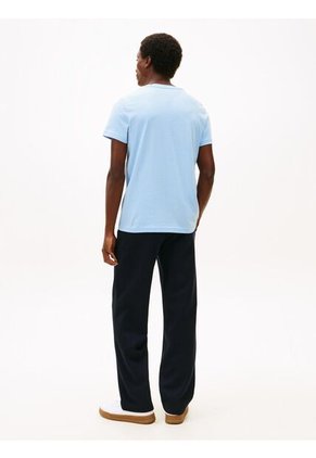 Camiseta Celeste Con Logo Bordado Tommy Hilfiger