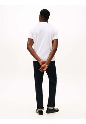 Camiseta Blanca Con Logo Colorblock Estampado En El Pecho Tommy Hilfiger