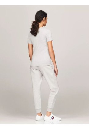 Camiseta Gris De Cuello Redondo Con Logo Tommy Hilfiger