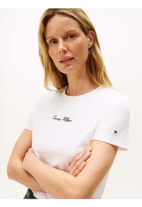 Camiseta Blanca Con Logo Texturizado Tommy Hilfiger
