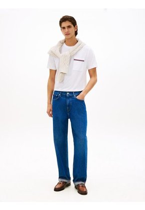 Camiseta Blanca Global Stripe Con Bolsillo Tommy Hilfiger