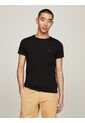 Camiseta Manga Corta Negro Slim Fit Esencial de Tommy Hilfiger