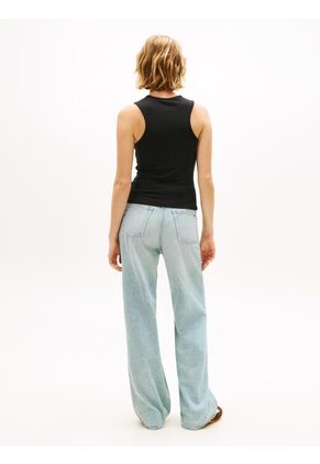 Esqueleto Negro De Corte Slim Con Script Label Tommy Jeans
