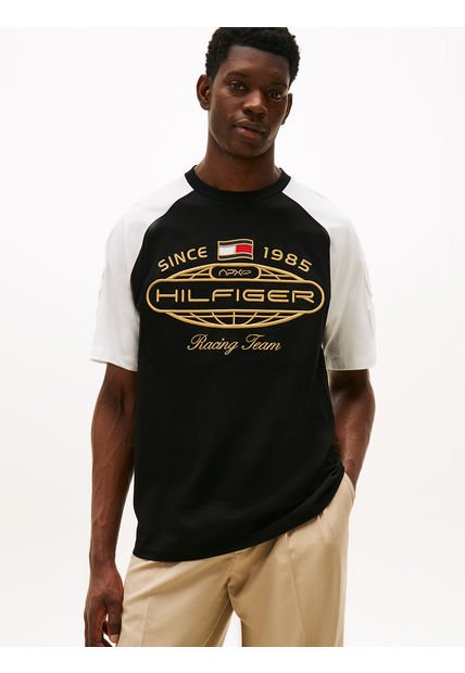 Camiseta Negra Con Logo Tonal Colección APXGP Tommy Hilfiger
