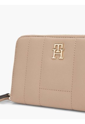 Billetera Beige Acolchada Con Cremallera Y Logo Tommy Hilfiger