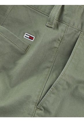 Bermudas Verde Cargo Scanton De Corte Slim Tommy Jeans