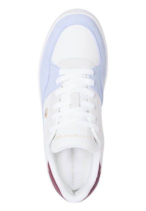 Tenis Blanco De Baloncesto Con Texturas Mixtas Tommy Hilfiger