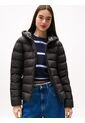 Chaqueta Negra Acolchada De Plumón Con Capota Tommy Jeans de Tommy Hilfiger