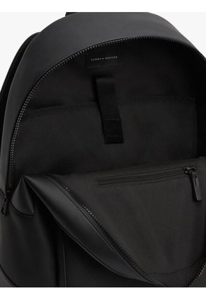 Morral Negro Texturizada Con Logo Metálico Tommy Hilfiger