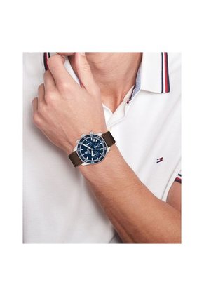Reloj Tommy Hilfiger Modelo 1792163 Marr?n Hombre