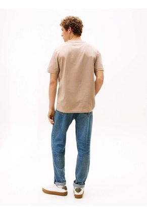 Camiseta Beige De Cuello Redondo Con Logo Gráfico Tommy Hilfiger