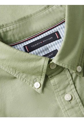 Camisa Verde De Corte Regular Con Logo Bordado Tommy Hilfiger