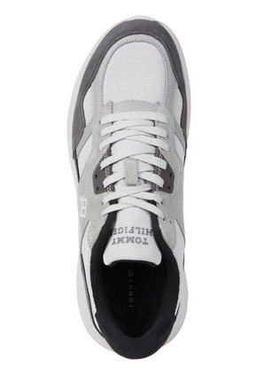 Tenis De Running Color Block Th Modern Tommy Hilfiger