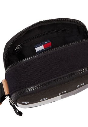 Bolso Negro Mini Reporter Tommy Hilfiger
