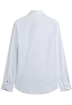 Camisa Blanca De Rayas En Tejido Royal Oxford Elástico Con Cuello Flex Tommy Hilfiger