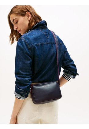 Bolso Azul Con Correa Cruzada Tejida Tommy Hilfiger