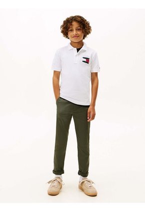 Polo Blanco Con Bandera Bordada En El Pecho Tommy Hilfiger
