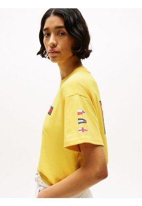 Camiseta Amarilla Amplia Hilfiger Con Logo Trasero Tommy Hilfiger