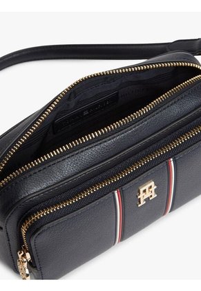 Bolso Azul Cruzado Con Cinta Distintiva Tommy Hilfiger