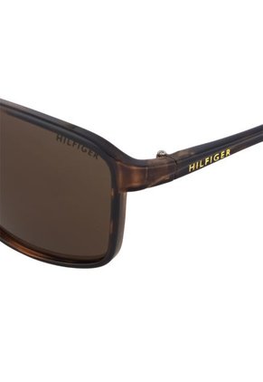 LENTES DE SOL TOMMY HILFIGER OUTLOOK PARA HOMBRE OM676