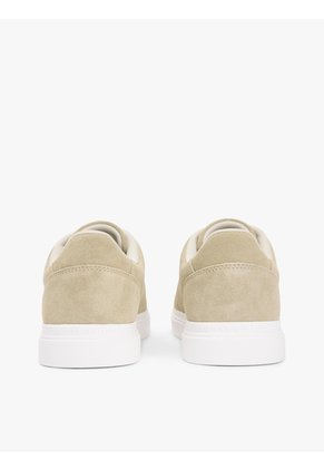 Tenis Beige De Ante Con Logo Metalizado Tommy Hilfiger