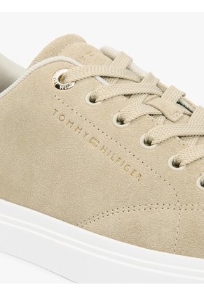 Tenis Beige De Ante Con Logo Metalizado Tommy Hilfiger