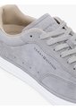 Tenis Gris De Ante Con Logo En Relieve Tommy Hilfiger de Tommy Hilfiger