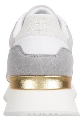 Tenis Gris Con Paneles Metalizados Tommy Hilfiger