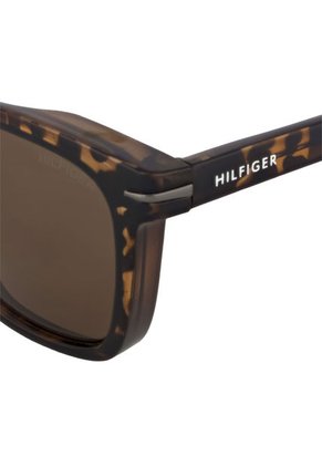 LENTES TOMMY HILFIGER OUTLOOK PARA HOMBRE OM659