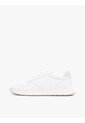 Tenis Blanco De Cuero Con Logo En Bajo Relieve Tommy Hilfiger de Tommy Hilfiger