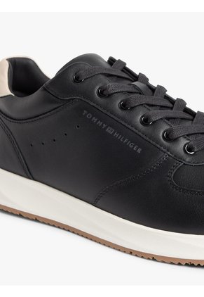 Tenis Negro De Cuero Con Logo En Bajo Relieve Tommy Hilfiger