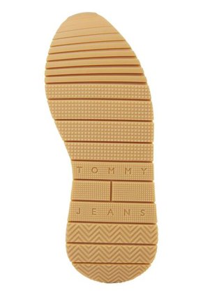 Tenis Beige Essential TH Modern De Ante Tommy Hilfiger