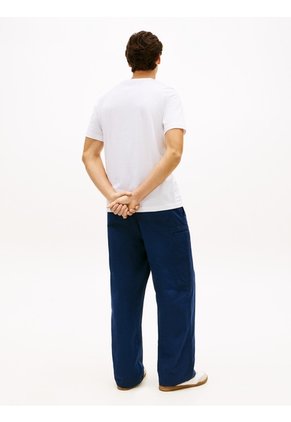 Camiseta Blanca Con Logo Brand Love Estampado En El Pecho Tommy Hilfiger