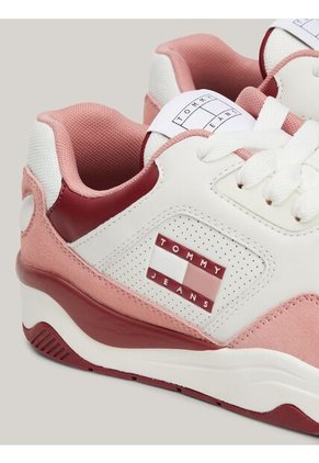 Tenis Rosa De Cuero Con Toques De Color Tommy Hilfiger