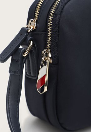 Bolso Manos Libres Azul Navy-Dorado Tommy Hilfiger