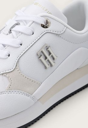 Tenis Lifestyle Blanco-Beige-Dorado Tommy Hilfiger