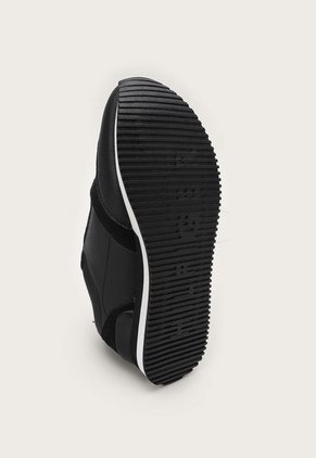 Tenis Lifestyle Negro-Blanco-Dorado Tommy Hilfiger