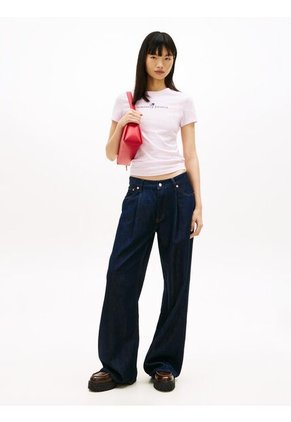 Camiseta Rosa Essential De Corte Slim Tommy Jeans