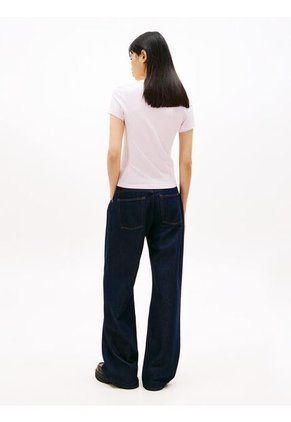 Camiseta Rosa Essential De Corte Slim Tommy Jeans