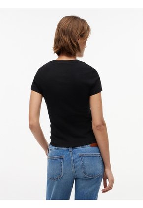 Camiseta Negra Slim De Punto Con Logo Tommy Jeans